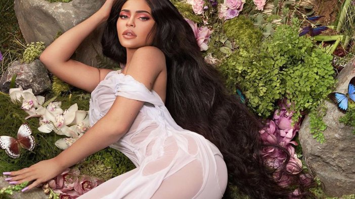 Kylie Jenner oğlunun adını değiştirdiğini açıkladı