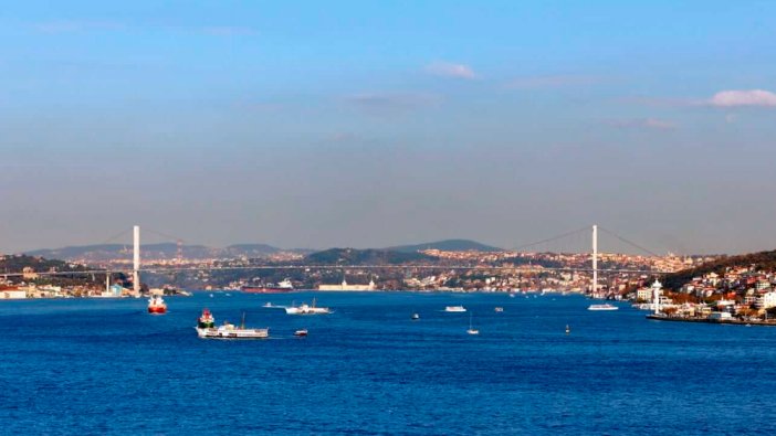 İstanbul Boğazı girişlere kapatıldı