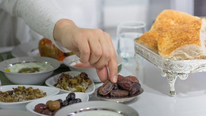 Ramazan'da Neden Kilo Alınır?