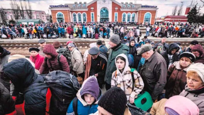 Uzun sürecek bir mücadele bekleniyor... Rusya'nın hedefi bu kez Donbas!