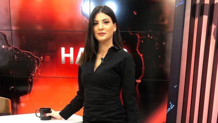 Sunucu Ayşe Naz Tozar tv100'den sonra şimdi de Medyatava TV'nin ekran yüzü oldu...