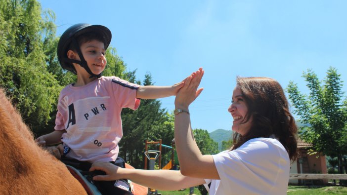 Çocuğunuzda bu belirtiler varsa dikkat, işte ailelerin en büyük yanlışı