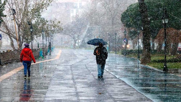 Cuma gününe dikkat çekildi: Meteoroloji'den sağanak uyarısı