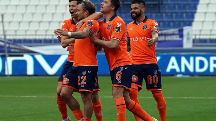 Kasımpaşa: 2 - Medipol Başakşehir: 3