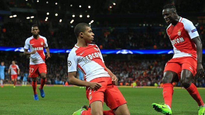 Yaşı küçük katkısı büyük: Mbappe