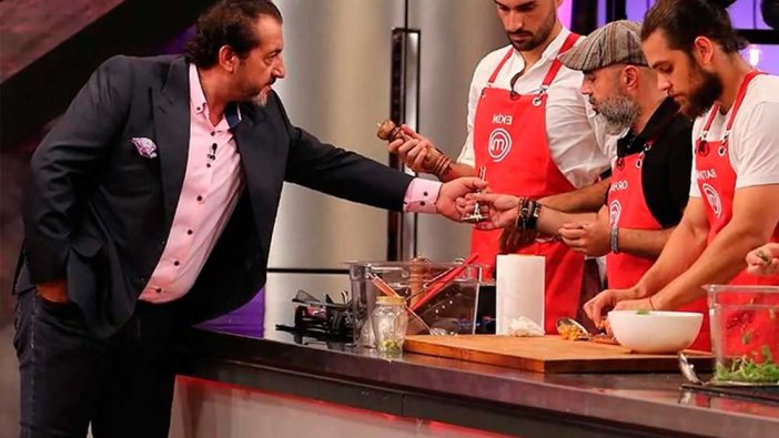 MasterChef'te ortalık karıştı: Jüri üyesi ayrılıyor
