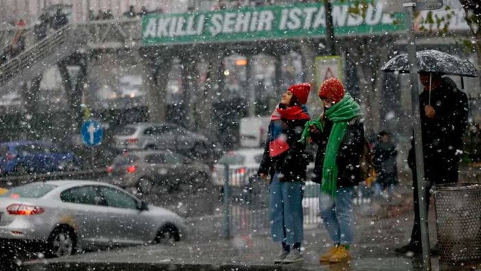 Kış geri geliyor: Peş peşe yoğun kar uyarısı yapıldı