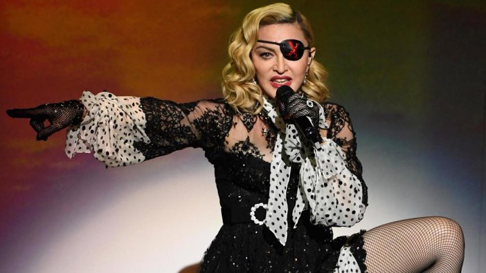 Madonna'nın Instagram'dan canlı yayın yapması yasaklandı