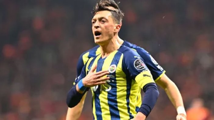 Mesut Özil'den ayrılık açıklaması