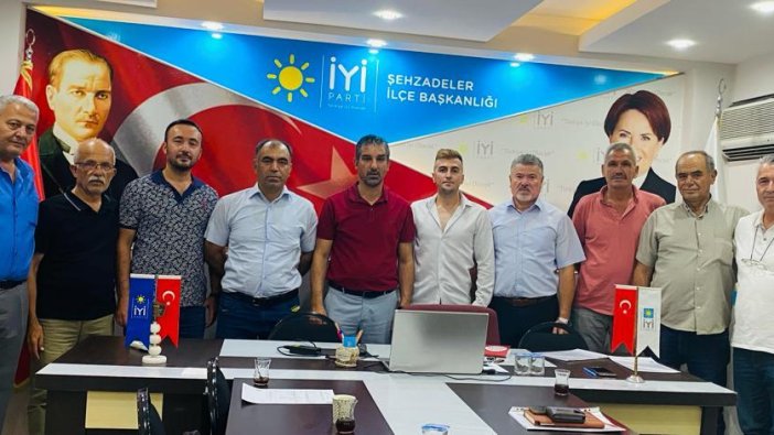 'Mahalle başkanlarımız bizim gönül süvarilerimiz'