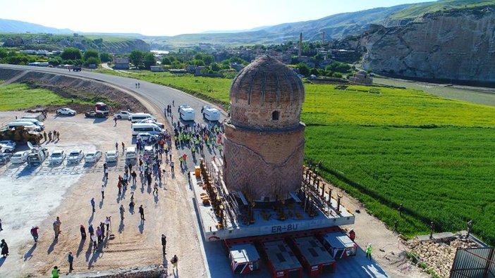 Zeynel Bey Türbesi taşındı