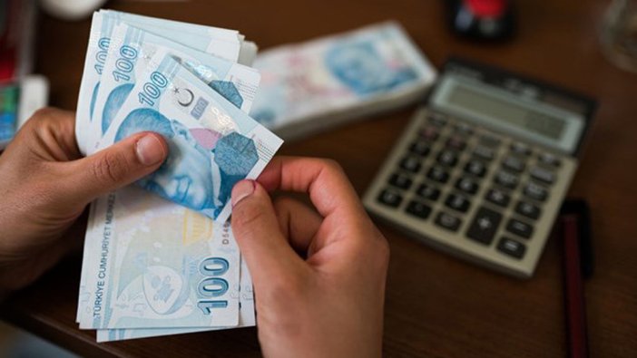 Emeklilere 7.500 TL promosyon duyurusu: Emeklilerden o bankaya akın başladı