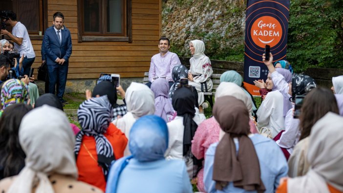 Selçuk Bayraktar'dan eşi Sümeyye Erdoğan Bayraktar'a  doğum günü sürprizi