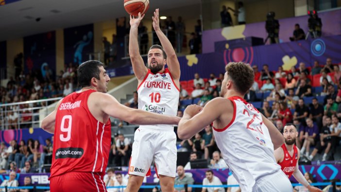 A Milli Erkek Basketbol Takımı, iki uzatma sonunda mağlup oldu