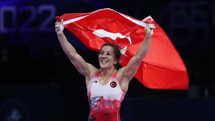 Milli güreşçi Yasemin Adar Yiğit, ikinci kez dünya şampiyonu oldu