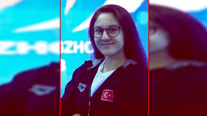 Milli yüzücümüzden  tarihi başarı