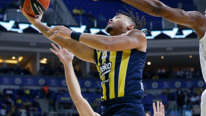 Avrupa'ya 3'te 3'le başladı: Fenerbahçe'den güle oynaya galibiyet