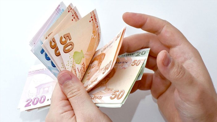 Emekliye kötü haber! O banka promosyon ücretini düşürdü! İşte yeni rakam...