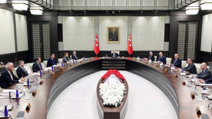 Yılın ilk kabinesi toplanıyor! EYT'liler için kritik gelişme