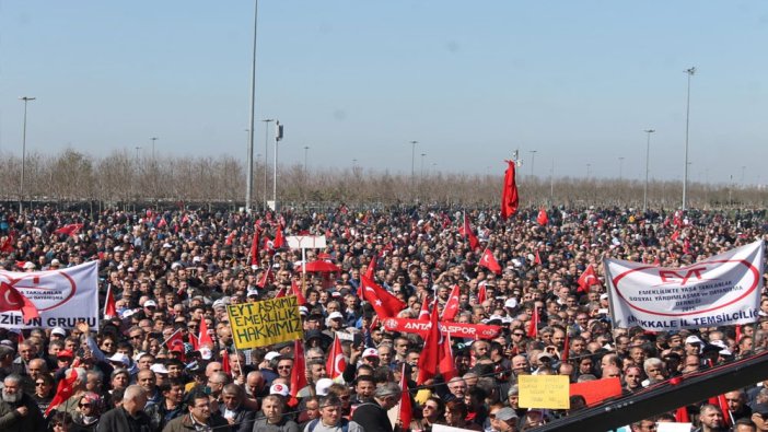 Son dakika... SGK'dan EYT'liye zam açıklaması geldi: İşte gerçek rakam