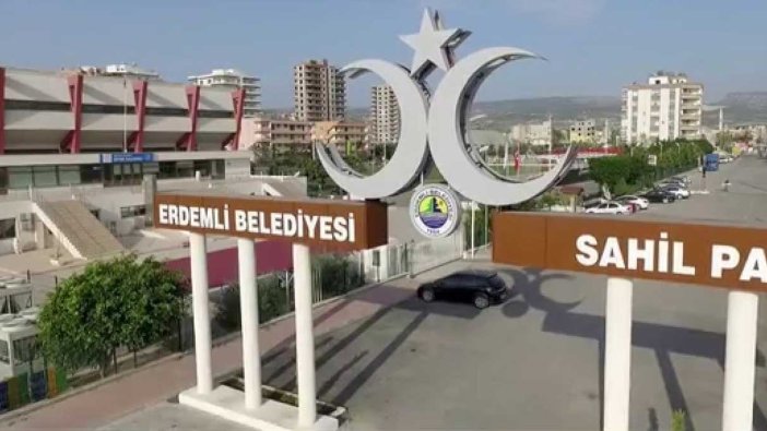 Erdemli Belediyesi Talat Göktepe Parkında reaktif amaçlı iskele yapım işi