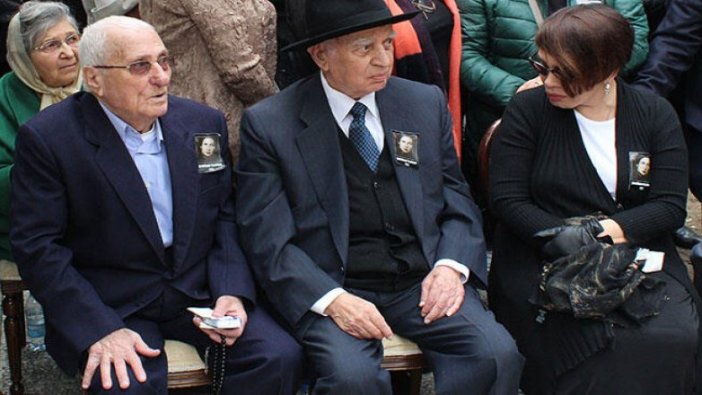 Sezen Aksu'nun babası hastaneye kaldırıldı