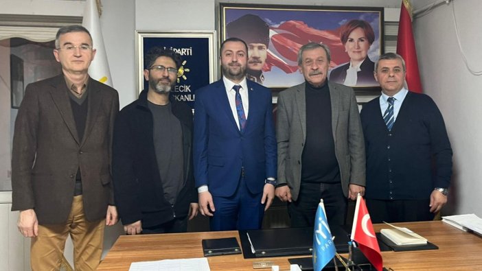 Bilecik’te Millet İttifakı, İYİ Partinin ev sahipliğinde deprem gündemi ile toplandı