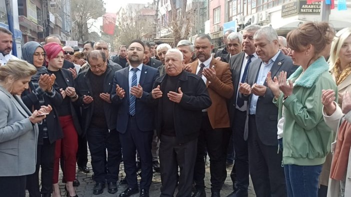 Ulvi Murat Tunca: Muhsin'i karda, Fırat'ı ortada, Sinan'ı sokakta depremzedeleri ise enkaz altında bıraktınız