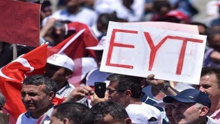 SGK önünde kuyruk beklemek istemeyenler dikkat! Meclis'ten geçen EYT için yol haritası belirlendi! Kademeli emeklilik tablosu açıklandı