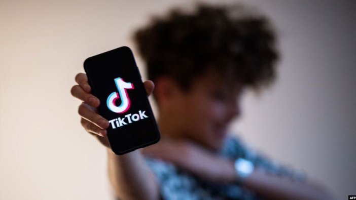 TikTok'tan yeni hamle! 18 yaş altına sınırlama getirildi