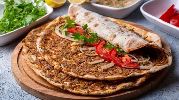 Zam geldi gelmesine ama uzmanlar uyardı: Lahmacunu sakın bu fiyatın altında yemeyin!