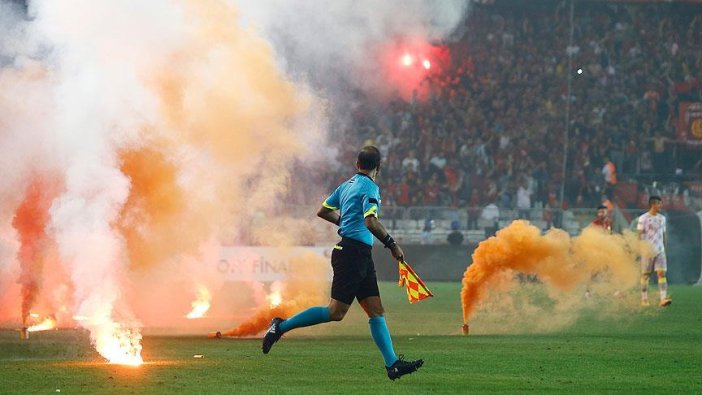 Antalya Stadı'nda hasar büyük