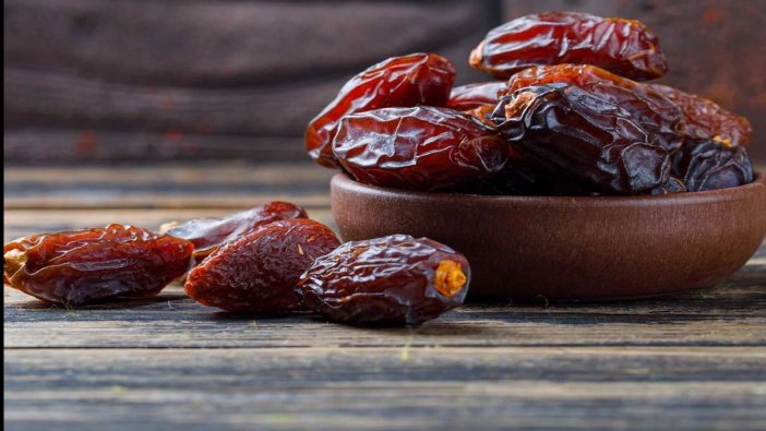 Fiyatı uçtu gitti: Ramazan'ın simgesi hurmaya zam!