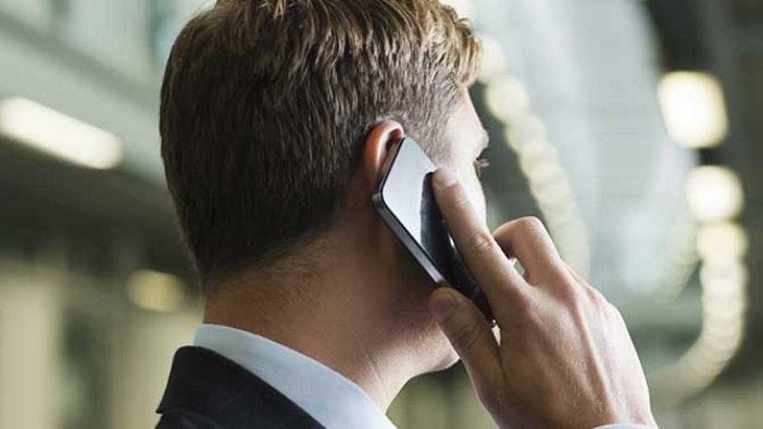 Berat Albayrak’a yakın yazardan ilginç yazı! Telefonlarını kapatıp gizli toplantı yapan ünlü patronlar kim