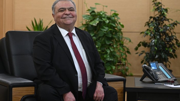 Cumhurbaşkanı adayı olmak için 98.639 imzaya ihtiyacı olan Ahmet Özal'dan bomba iddia: Hangi parti imza karşılığında 200 lira dağıtıyor