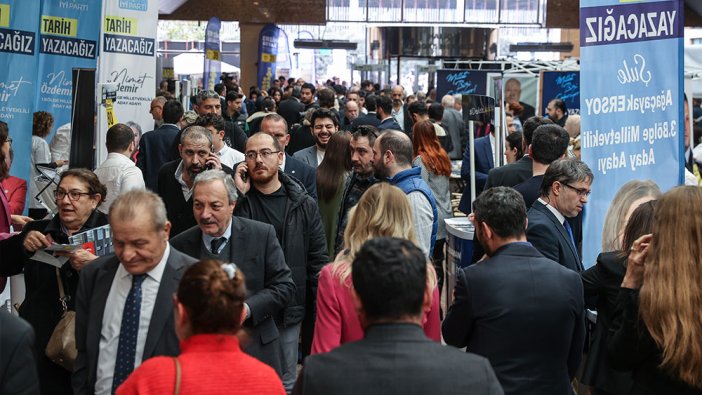 İYİ Parti'de kritik gün! İstanbul'daki temayül yoklaması başladı