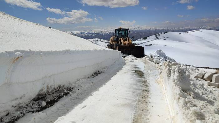 Van'da 75 yerleşim biriminin yolu ulaşıma açıldı