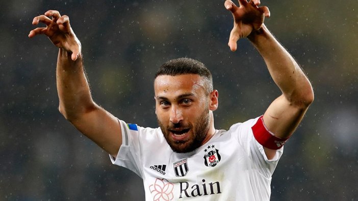 Cenk Tosun Fenerbahçe taraftarlarına teşekkür etti