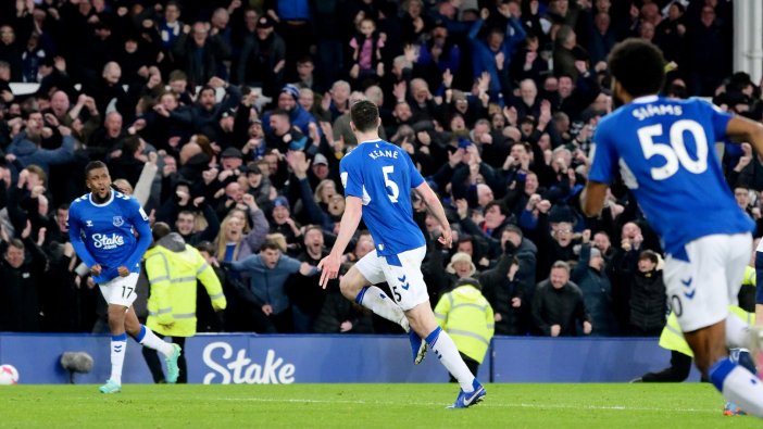 Everton sahasında Tottenham ile berabere kaldı