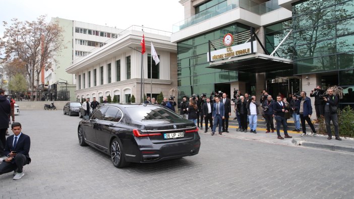 CHP ve İYİ Parti milletvekili aday listeleri YSK’ye teslim edildi