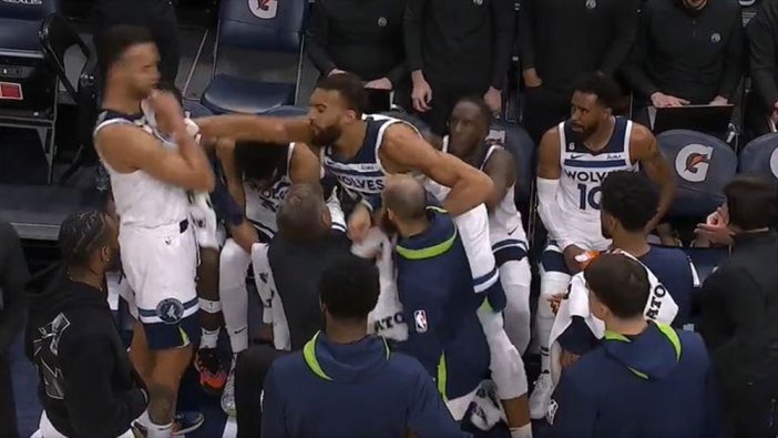 Takım arkadaşına yumruk atmıştı: Rudy Gobert'in aldığı ceza belli oldu