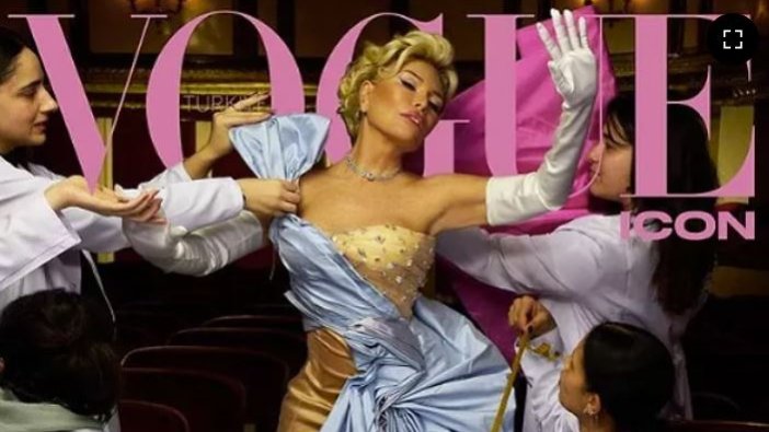 Ajda Pekkan 60'ıncı yılını Vogue sayısına verdiği pozlarla kutladı