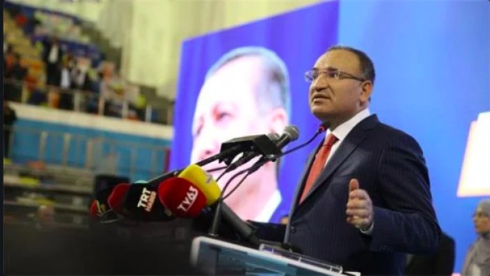 Şanlıurfa’da şoka girdi! Bozdağ tanıtım toplantısında beklentisini karşılayamadı!