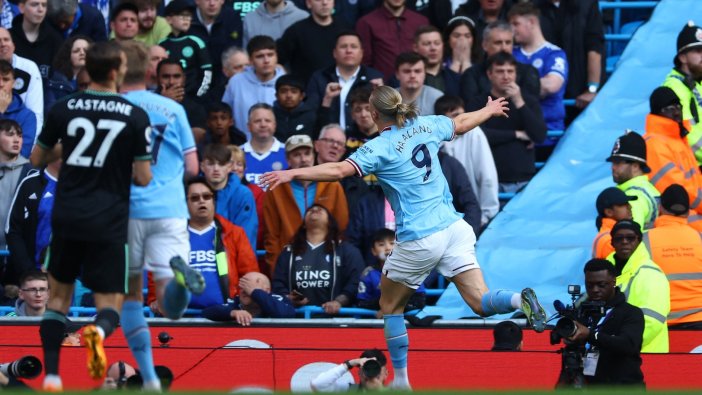 Erling Haaland, Premier Lig tarihine geçti!
