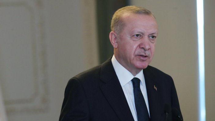 Erdoğan bu defa TV ekranındaki kişileri hedef aldı!