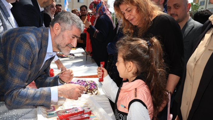 Bakan Nebati: Vatandaşın aklıyla oynamayın