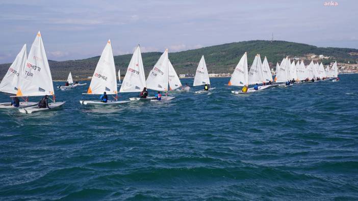 Tekirdağ'da Zafer Kupası yelken yarışları başladı