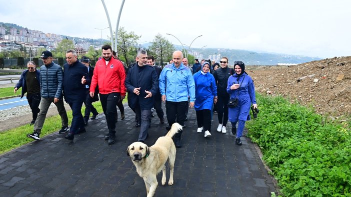 Bakan Karaismailoğlu, Trabzon sahilinde!