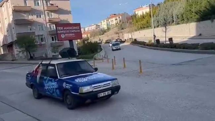 Memleket Partisi’nin çok konuşulan seçim aracı! Son ses hangi şarkı çaldı