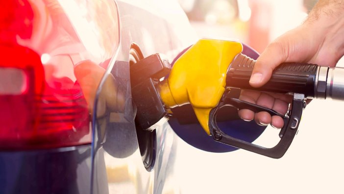 Benzin ve motorin için kötü haber: Tarihi zam yolda diyerek duyurdular